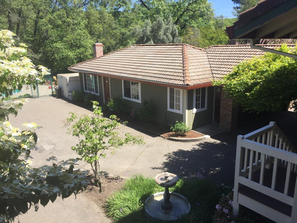 The Jack London Lodge Glen Ellen Exterior photo