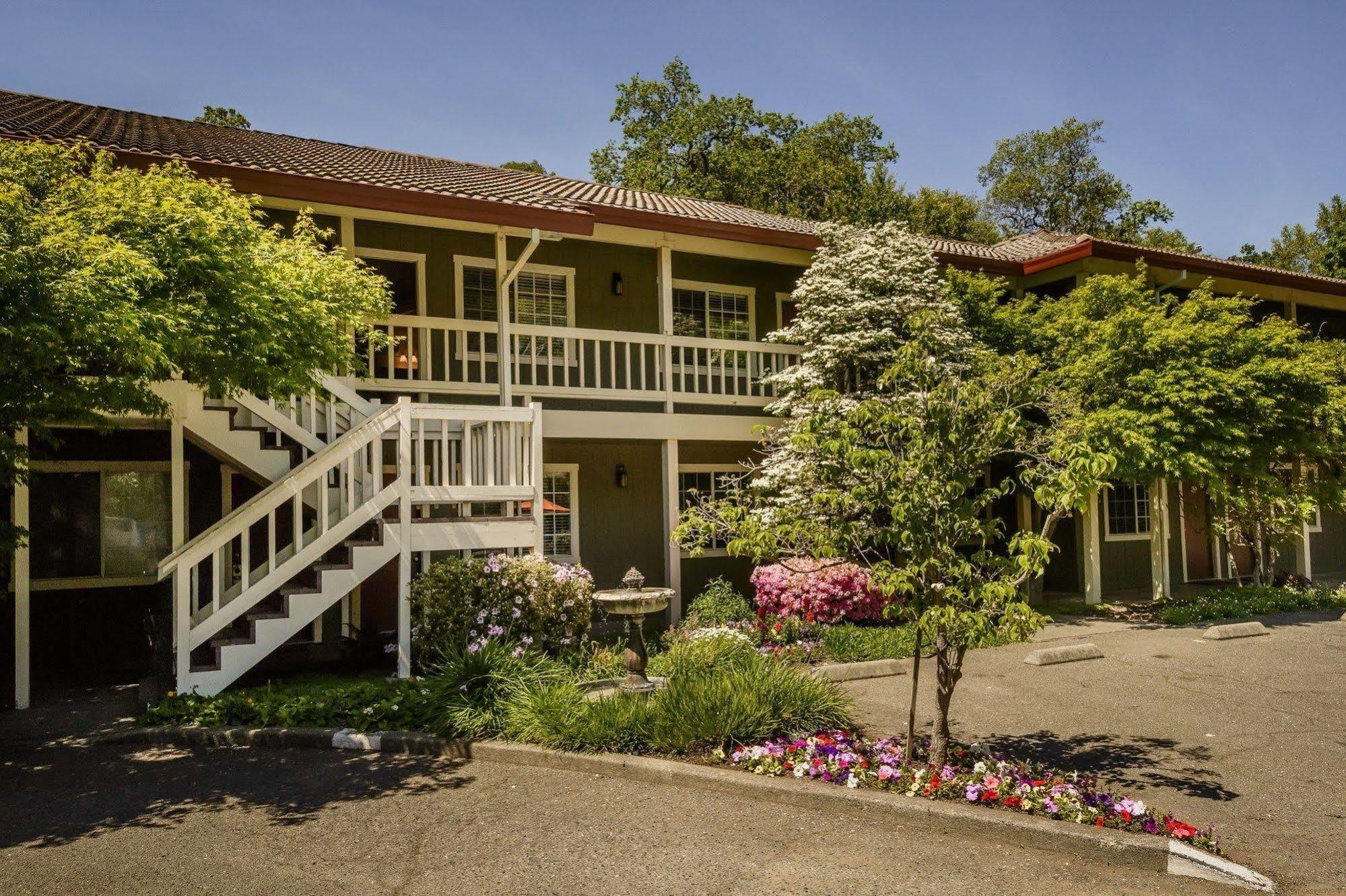 The Jack London Lodge Glen Ellen Exterior photo